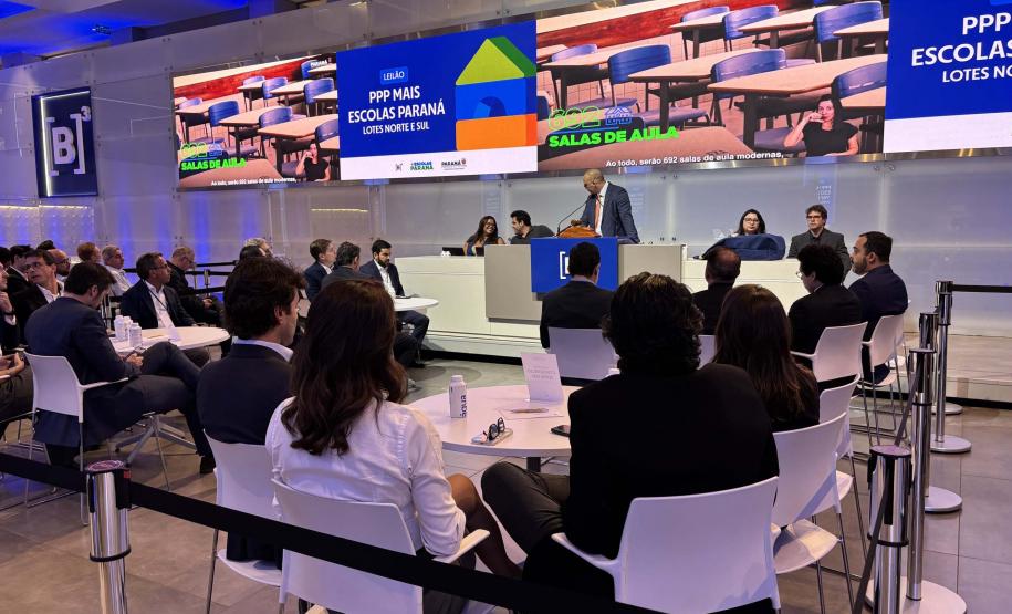 Com resultado do leilão na B3, Paraná vai economizar na construção de 40 escolas