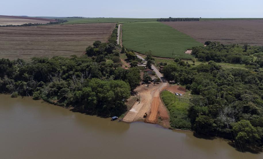 Fim da balsa: Governo do Paraná lança obra da ponte entre Japurá e São Carlos do Ivaí