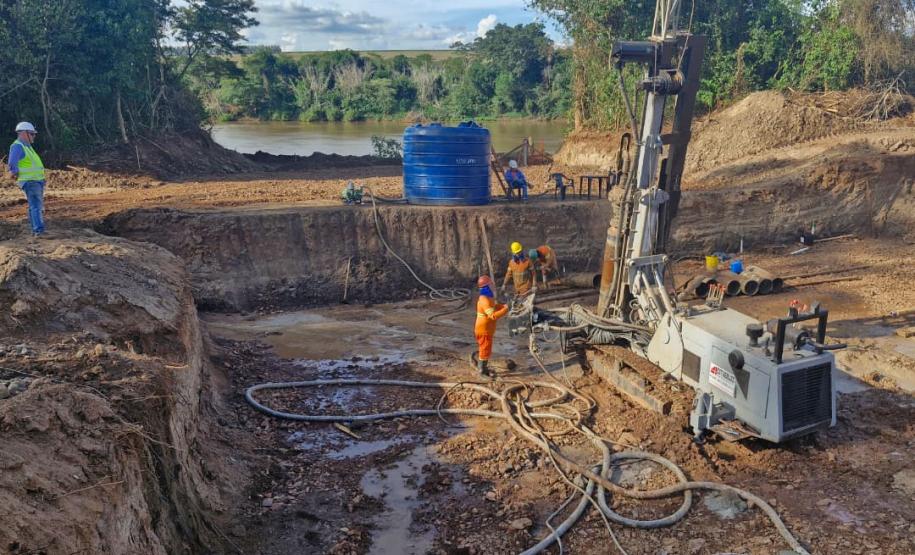 Nova ponte entre São Carlos do Ivaí e Japurá avança com atividades nas duas margens