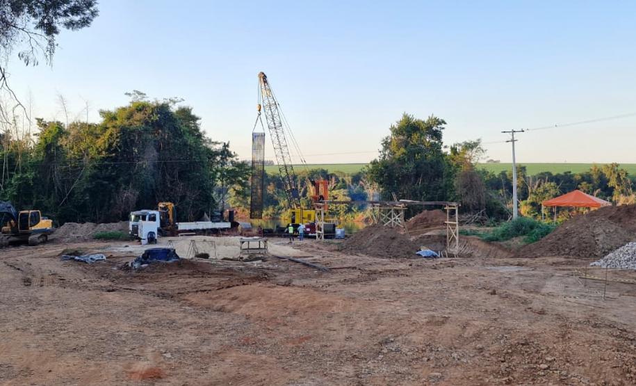 Nova ponte entre São Carlos do Ivaí e Japurá avança com atividades nas duas margens