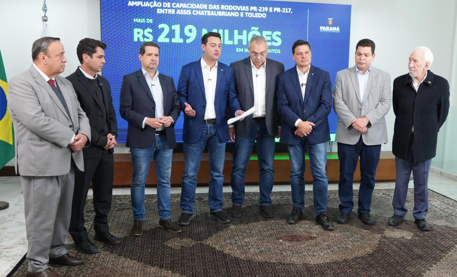 Governador libera investimento do projeto do Asfalto Novo Vida Nova em Irati do Paraná Projetos e Secretaria do Planejamento