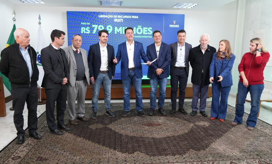Governador libera investimento do projeto do Asfalto Novo Vida Nova em Irati do Paraná Projetos e Secretaria do Planejamento