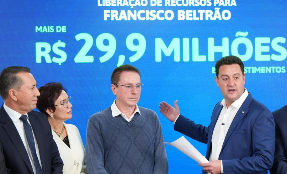 Governador libera investimento do projeto do Asfalto Novo Vida Nova em Irati do Paraná Projetos e Secretaria do Planejamento