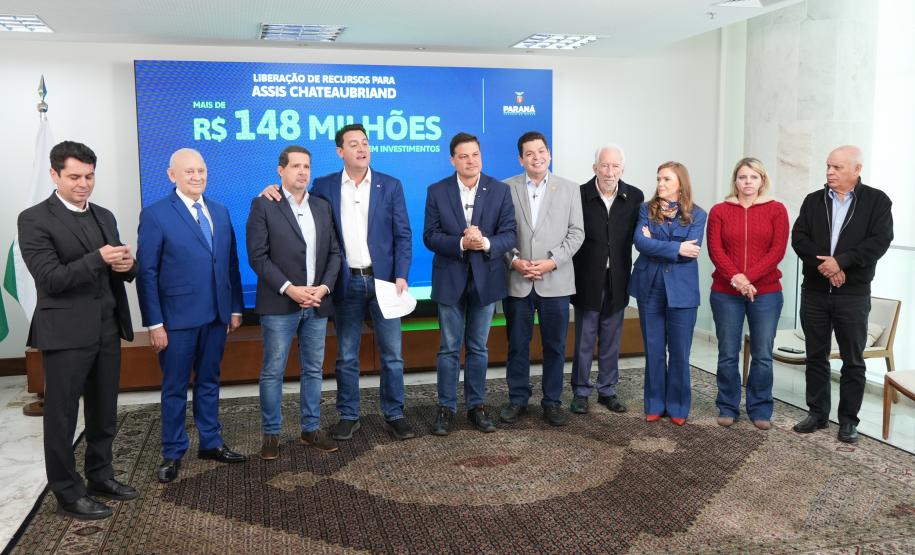 Governador libera investimento do projeto do Asfalto Novo Vida Nova em Irati do Paraná Projetos e Secretaria do Planejamento