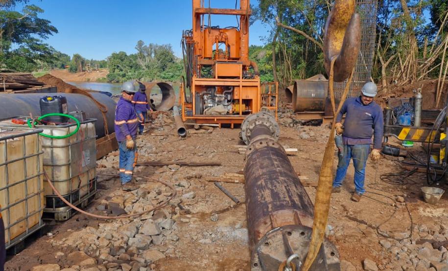 Nova ponte entre Japurá e São Carlos do Ivaí tem fundações concluídas nas duas margens