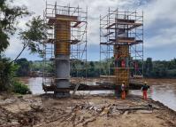 Nova ponte entre Japurá e São Carlos do Ivaí tem fundações concluídas nas duas margens